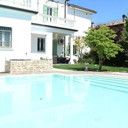Apartment Maison Fortune Castelnuovo del Garda