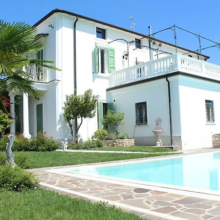 Maison Fortune Apartment *